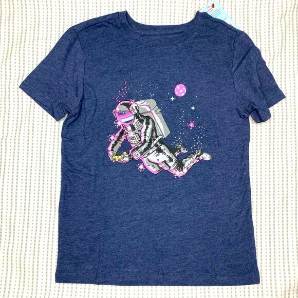 Cat & Jack - ASTRONAUT shirt! - Picture 1 of 5